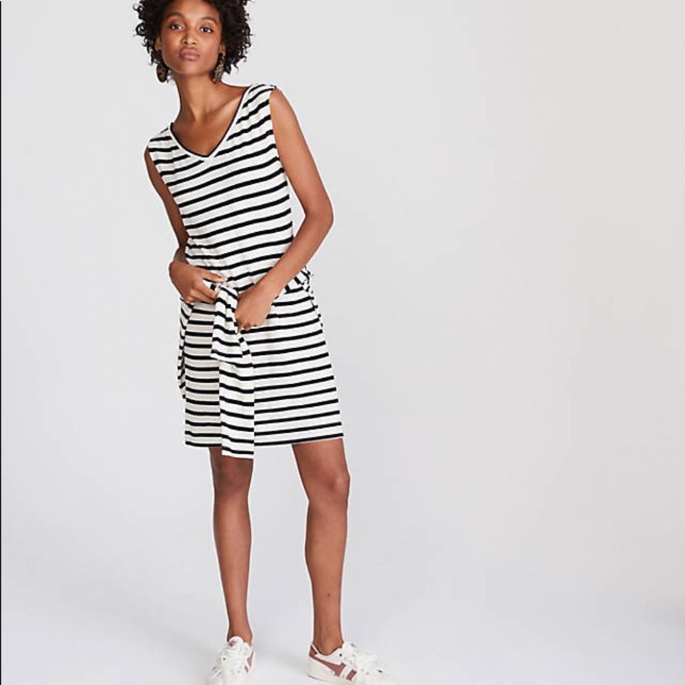 Lou & Grey Striped Sleeveless V-Neck Dress size S